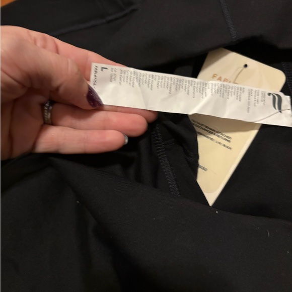 Fabletics On-The-Go High Waisted Leggings Black Size L Tall NWT - Picture 4 of 5